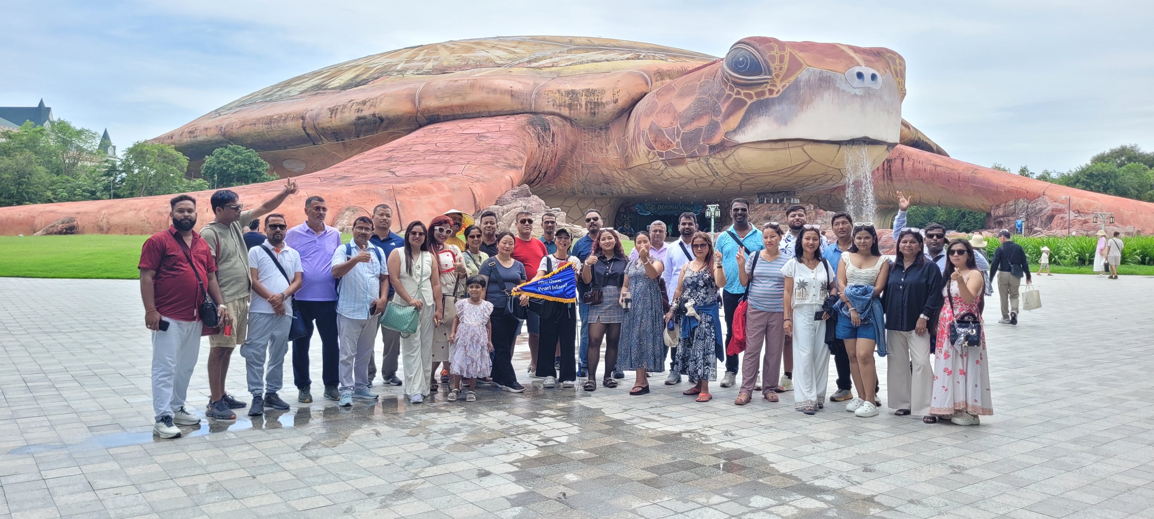 50 pax distributor group at Pearl Island turtle sculpture, Vietnam